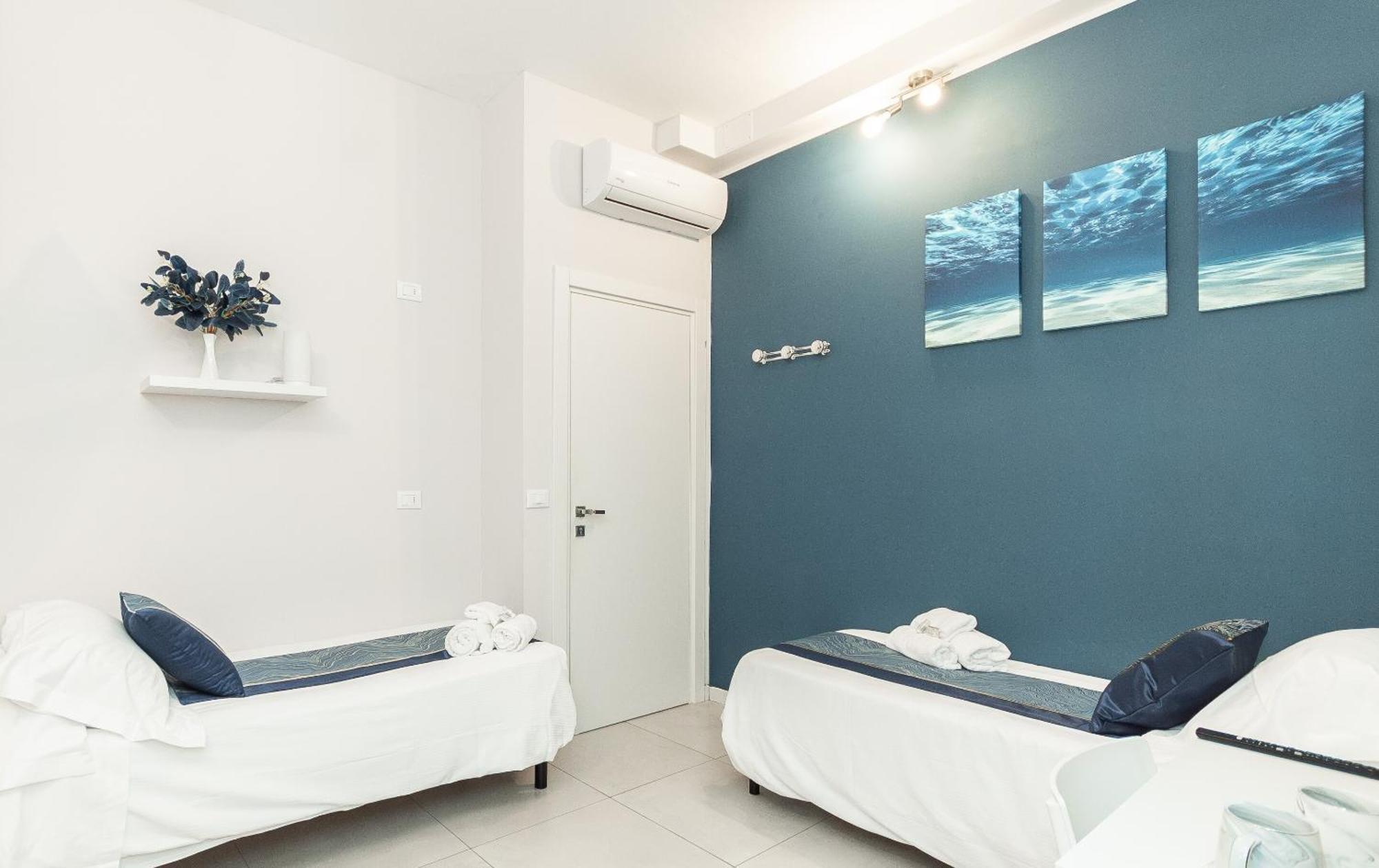 Vittorioveneto126 Bed & Breakfast La Spezia Room photo